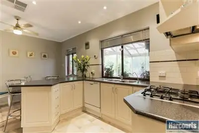 9 Jersey Road, Happy Valley SA 5159