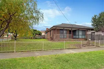Fifth view of Homely house listing, 21 Deakin Avenue, Lalor VIC 3075