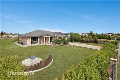 10 Heritage Outlook, River Heads QLD 4655