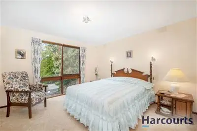 Sixth view of Homely house listing, 14 Barnesdale Drive, Vermont VIC 3133