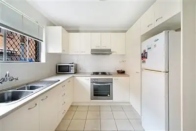 Sixth view of Homely unit listing, 4/14 Central Street, Labrador QLD 4215