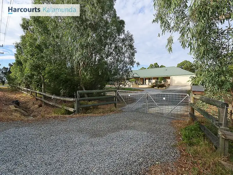 Fourth view of Homely house listing, 5 Canter Court, Orange Grove WA 6109