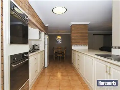 Seventh view of Homely house listing, 5 Myrtle Court, Morley WA 6062
