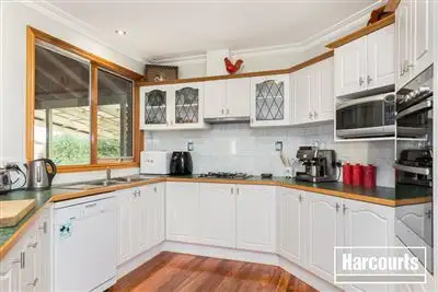 Sixth view of Homely house listing, 21 Murndal Court, Berwick VIC 3806