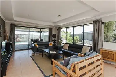 Seventh view of Homely house listing, 3 Longwood Bend, Aubin Grove WA 6164