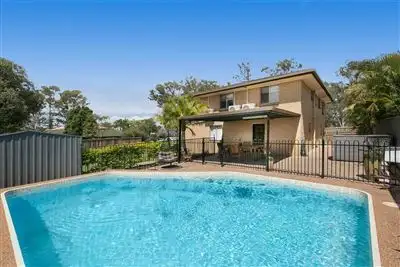 894 Oxley Road