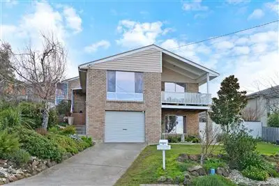 6 Stewart Court, Midway Point TAS 7171