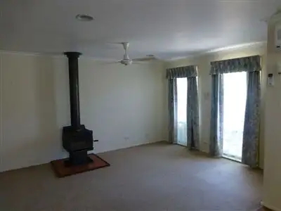 Fifth view of Homely house listing, 17 Ballard Street, Wodonga VIC