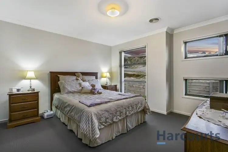 Fifth view of Homely house listing, 24 Kensington Square, Drouin VIC 3818