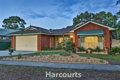22 Balmoral Way, Pakenham VIC 3810