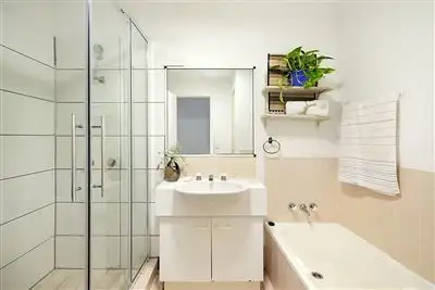 Fifth view of Homely villa listing, 8/128 Benowa Road, Southport QLD 4215