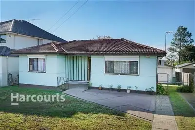 21 Birdwood Avenue, Cabramatta West NSW 2166