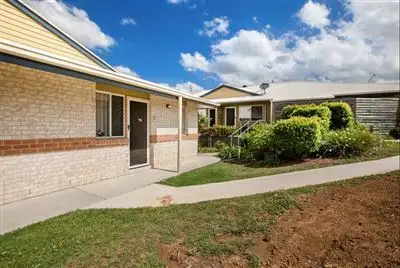 21/2-12 College Road, Southside QLD 4570