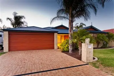 7 Murphy Crescent, Bertram WA