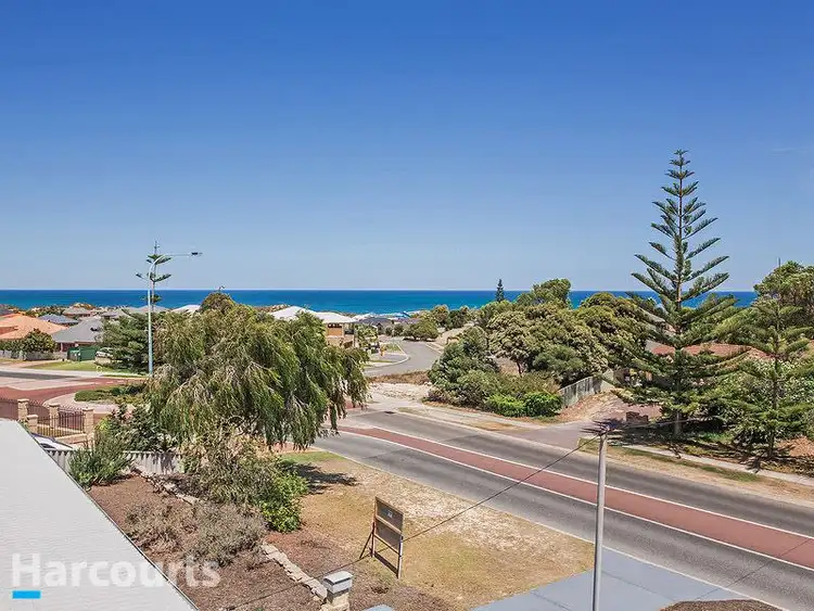 122 Lagoon Drive, Yanchep WA 6035