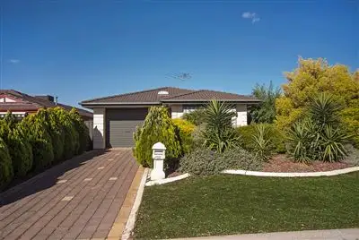 38 Yeovil Cicuit, Craigmore SA