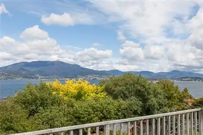 195 Carella Street, Howrah TAS