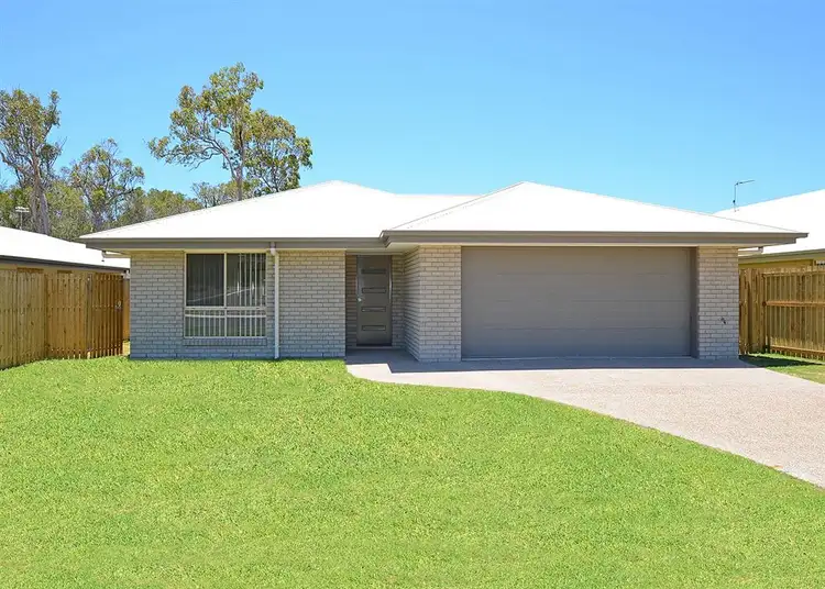 3 Bradman Way, Urangan QLD 4655