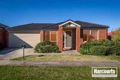 Main view of Homely house listing, 2/4 Taplan Crescent, Cranbourne West VIC 3977