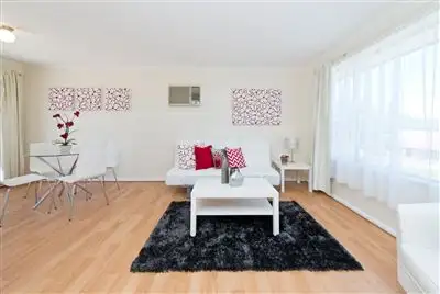 1 Barton Drive, Trott Park SA