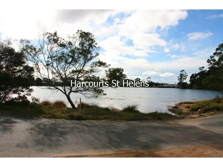 33 Medeas Cove Road, St Helens TAS 7216