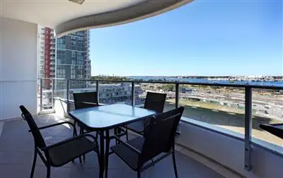 903/4 Como Cresent, Southport QLD