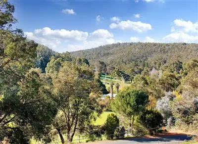 380 Aldersyde Road, Bickley WA 6076