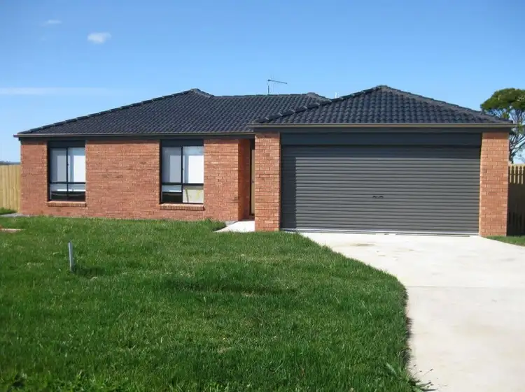 26 Tier Hill Drive
