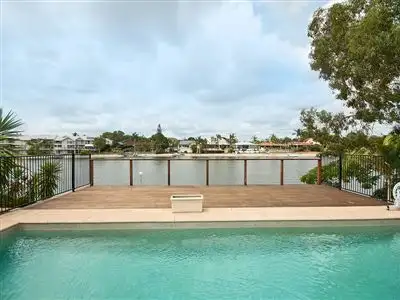 7 Winch Court, Mermaid Waters QLD
