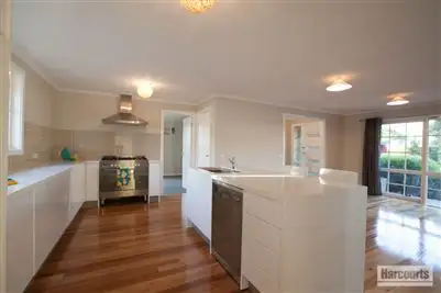 119 Wallace Road, Wantirna South VIC