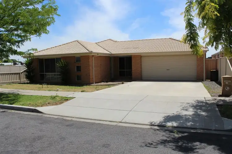 21 Roscoe Avenue, Hamilton VIC 3300