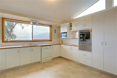 Fourth view of Homely house listing, 19 Robin Court, Lindisfarne TAS