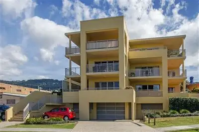 Main view of Homely unit listing, 12/377 Princes Highway, Woonona NSW