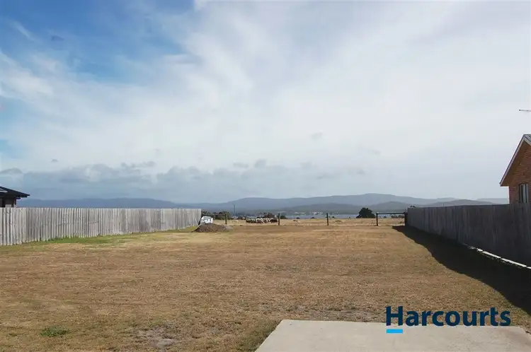 14 Illusion Way, George Town TAS 7253