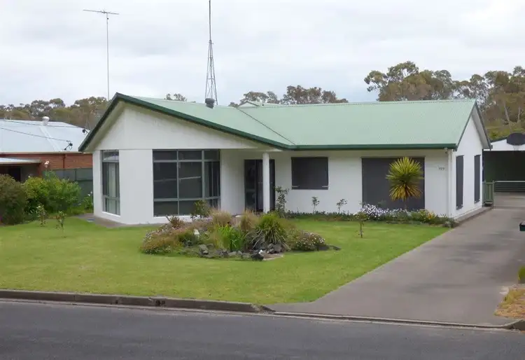 199 Lake Street, Edenhope VIC 3318