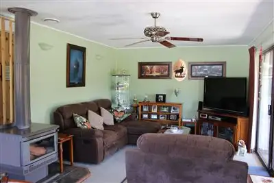 Sixth view of Homely house listing, 15 Sixth Street, Eildon VIC