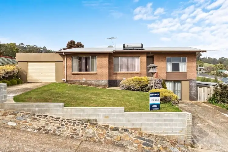 4 Southwood Avenue, Penguin TAS 7316