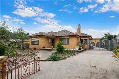 22 McCasker Avenue, Reservoir VIC 3073