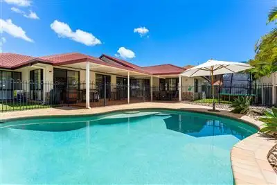 4 Mariner Court, Newport QLD 4020