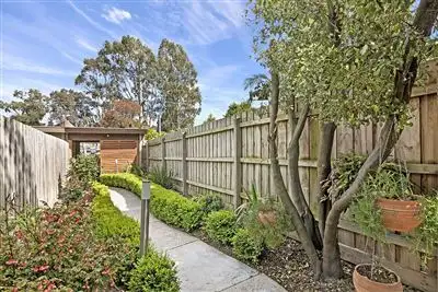 Sixth view of Homely unit listing, 2/11 Hanover Road, Vermont South VIC 3133
