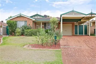 15 Whorlong Street, St Helens Park NSW 2560