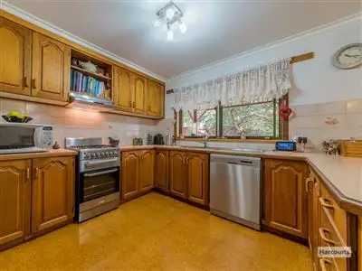 Fifth view of Homely house listing, 9 Bennett Street, Drouin VIC 3818