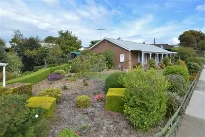 10 Tomah Crt, Grovedale VIC 3216