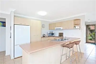 Sixth view of Homely house listing, 8 Ursula Place, Wynnum West QLD
