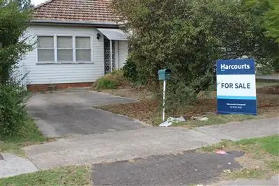 40 Bradbury Avenue, Campbelltown NSW 2560