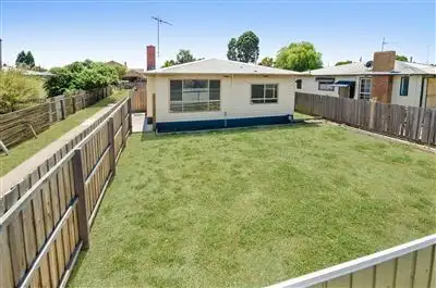 1/4 Arunga Avenue, Norlane VIC 3214