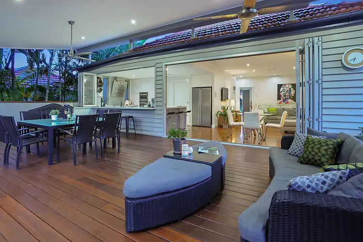 28 Nicholson Street, Mitchelton QLD 4053