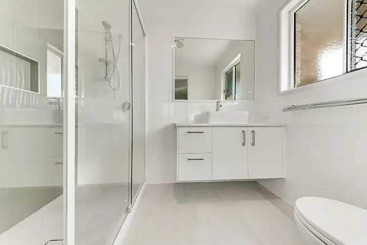 Sixth view of Homely house listing, 4 Lindsay Lane, Lammermoor QLD 4703