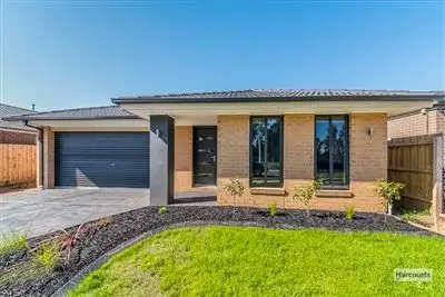 42 Pepper Crescent, Drouin VIC 3818