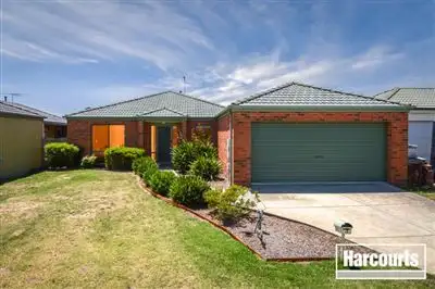 4 Mingay Place, Cranbourne West VIC 3977